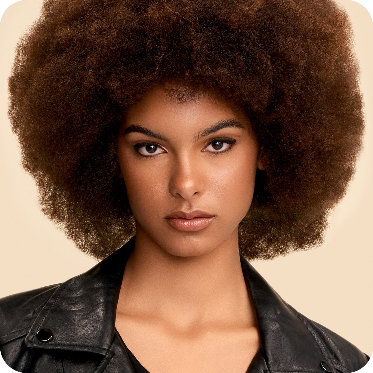 shark-blow-dry-brush-heated-comb